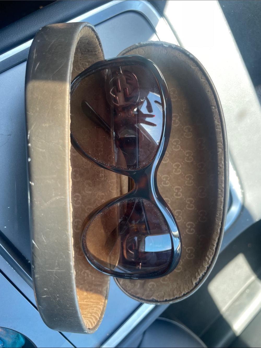 Gucci Brown Tortoiseshell Oversized Sunglasses